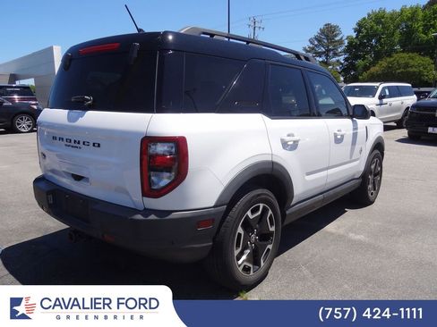 Used 2022 Ford Bronco Sport Outer Banks w/ Tech Package AWD/4WD image 4