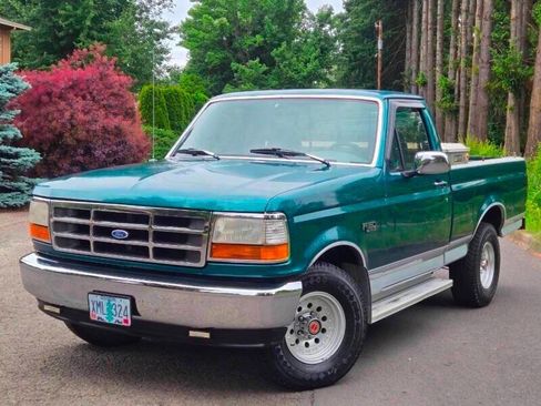 Used 1996 Ford F150 2WD Regular Cab image 2