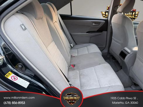 Used 2015 Toyota Camry LE FWD image 20