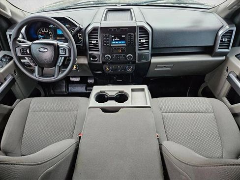 Used 2017 Ford F150 XLT image 18