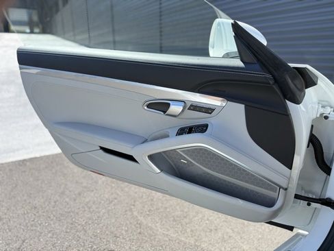 Certified 2025 Porsche 718 Boxster GTS image 13