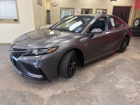Certified 2024 Toyota Camry SE FWD image 14