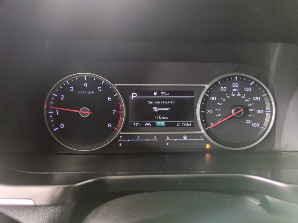 Used 2023 Kia Sorento LX FWD image 19