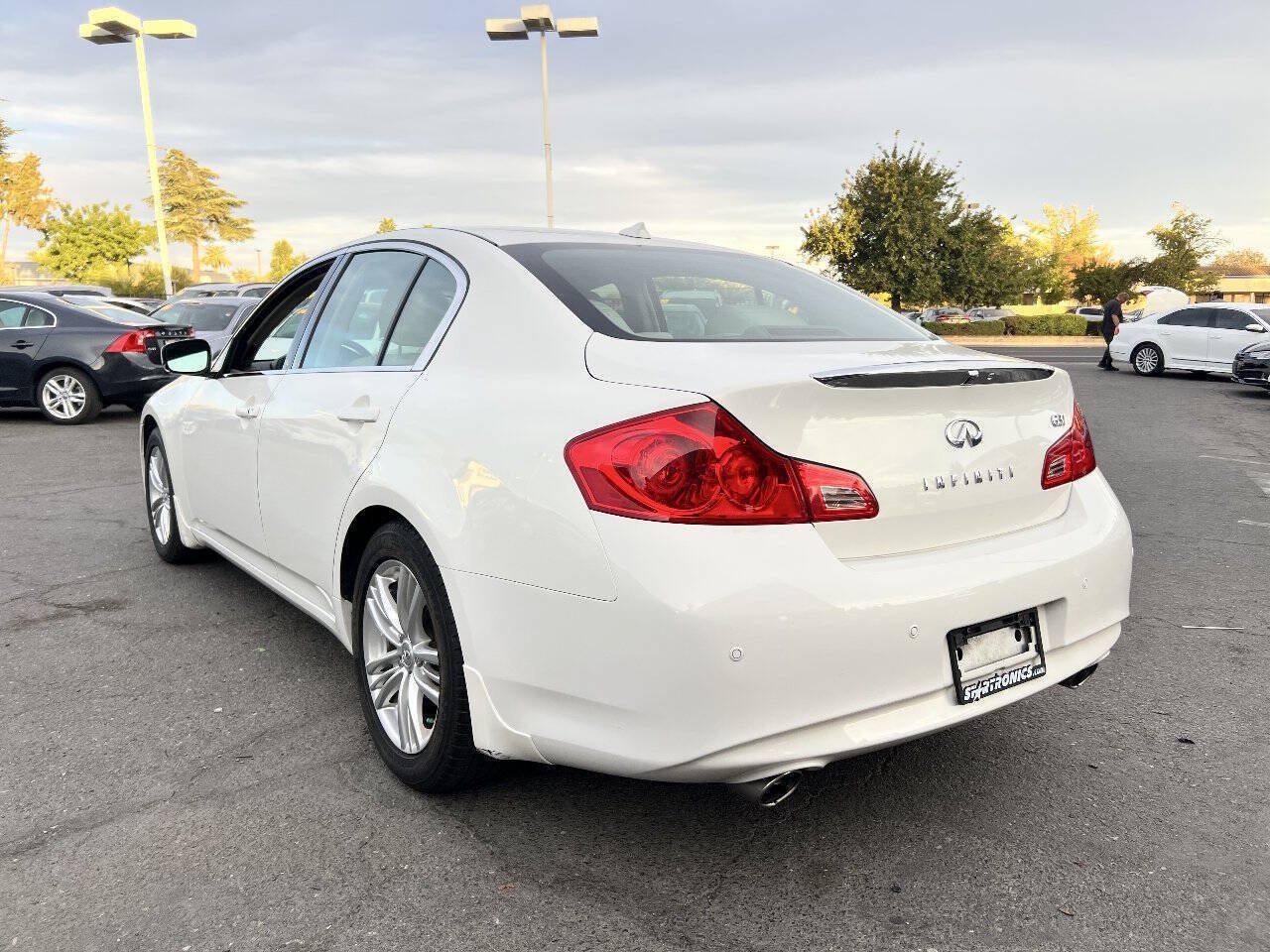 Used 2013 INFINITI G37 Journey w/ Premium Pkg RWD image 5