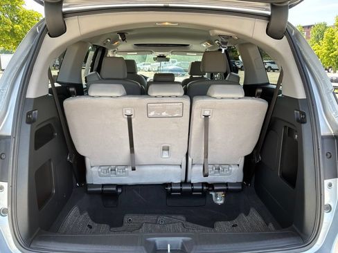 Used 2023 Honda Odyssey EX-L image 25
