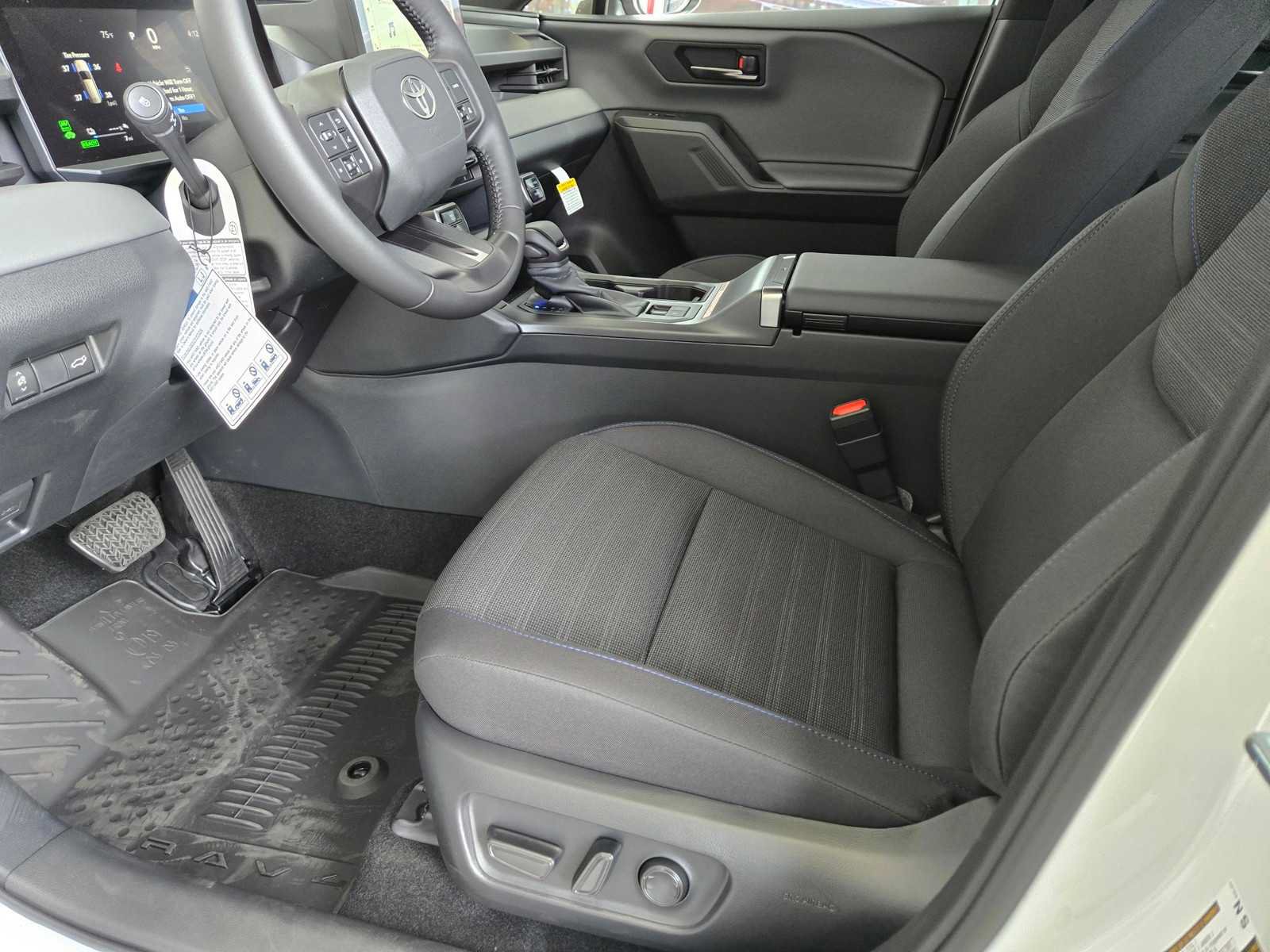 New 2026 Toyota RAV4 SE w/ Convenience Package AWD/4WD image 7