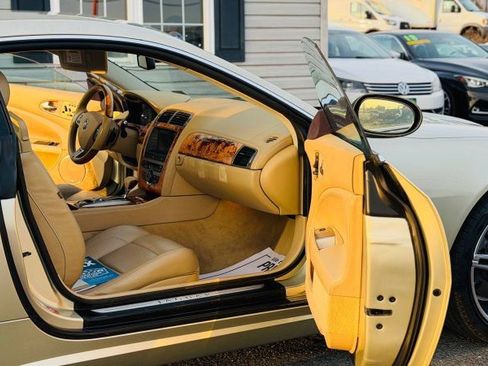 Used 2007 Jaguar XK Base image 9