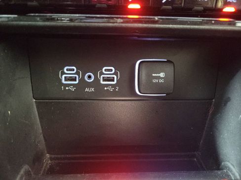 Used 2023 Jeep Grand Cherokee Limited w/ Trailer Tow Prep Group (B) AWD/4WD image 22