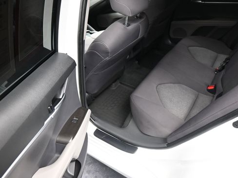 Used 2023 Toyota Camry LE FWD image 17