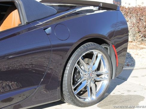 Used 2014 Chevrolet Corvette Stingray Convertible w/ 3LT Preferred Equipment Group image 9