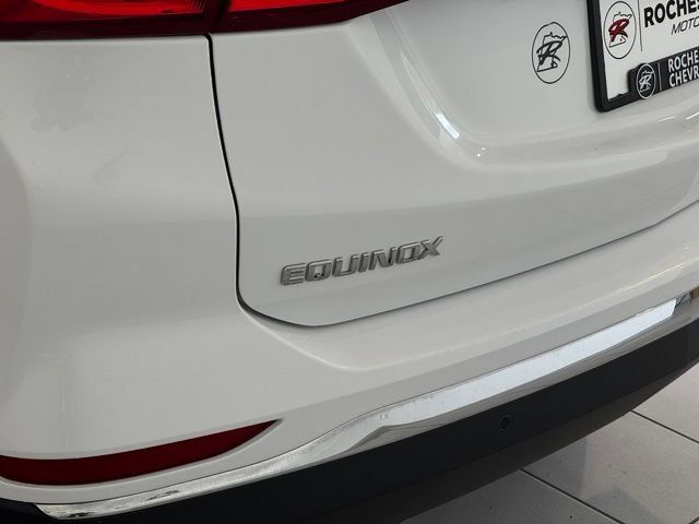 Used 2020 Chevrolet Equinox LT w/ Driver Convenience Package AWD/4WD image 43