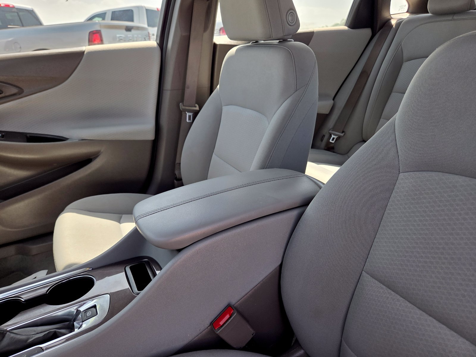 Used 2024 Chevrolet Malibu LT FWD image 30