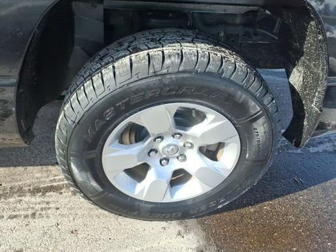 Used 2019 RAM 1500 Big Horn image 15