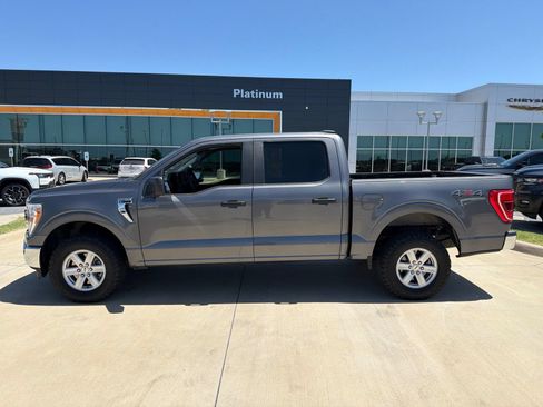 Used 2022 Ford F150 XLT AWD/4WD image 2