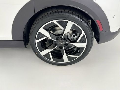 New 2026 MINI Cooper 4-Door Hardtop image 30