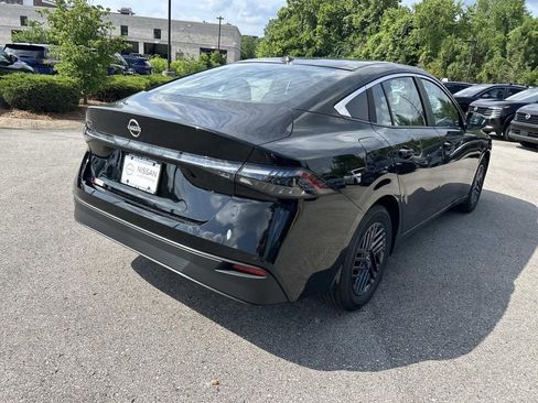 New 2026 Nissan Sentra SV w/ SV Convenience Package FWD image 7