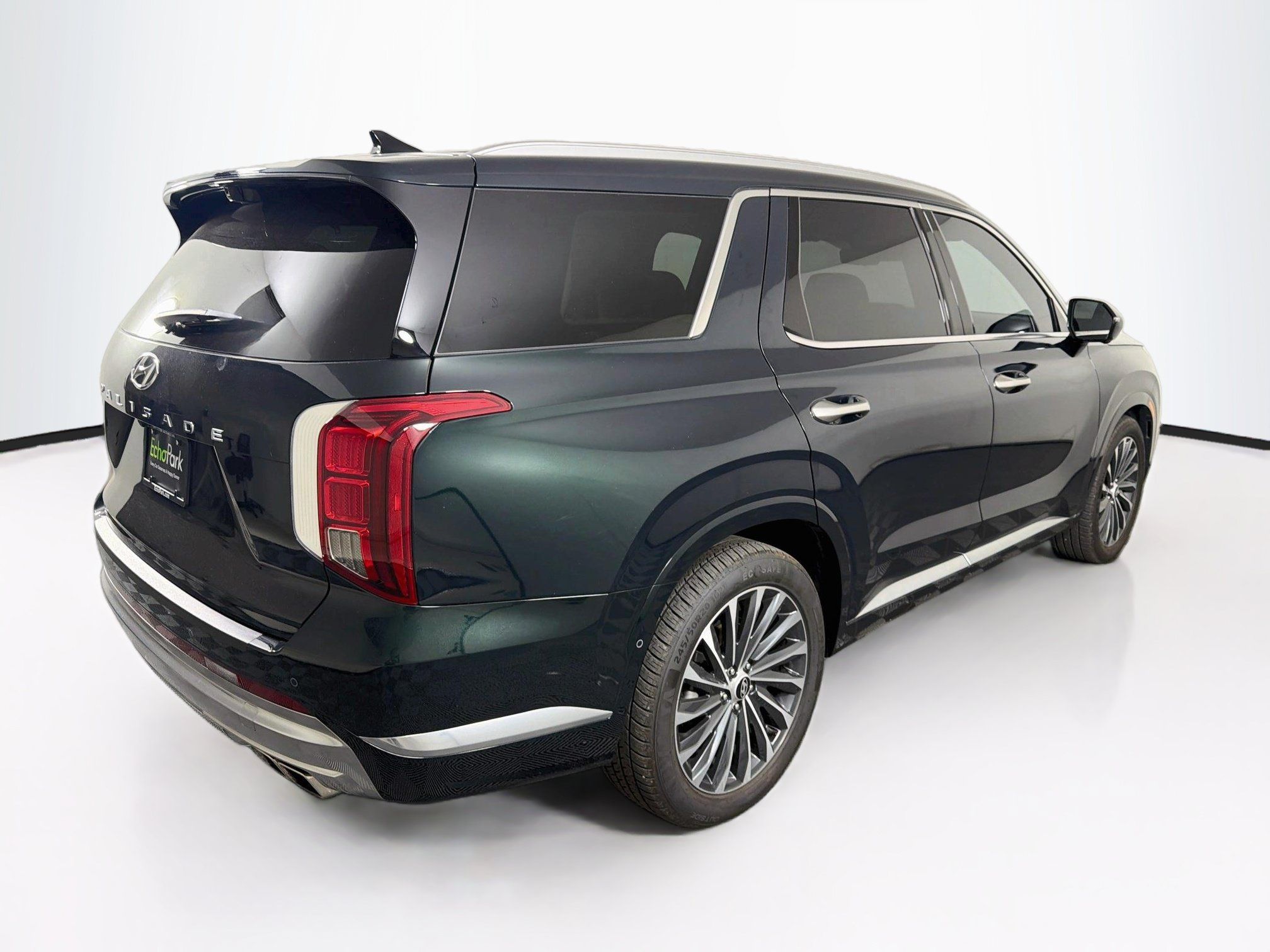 Used 2023 Hyundai Palisade Calligraphy w/ Cargo Package FWD image 9
