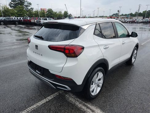 Used 2026 Buick Encore GX Preferred w/ Comfort Package FWD image 3