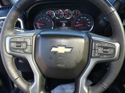 Used 2019 Chevrolet Silverado 1500 LTZ w/ LTZ Convenience Package image 14