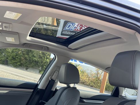 Used 2020 Honda Civic Touring image 21