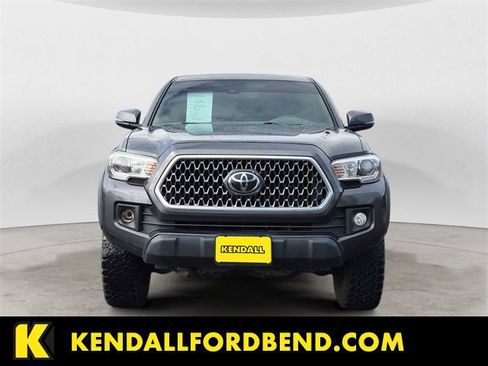 Used 2019 Toyota Tacoma TRD Off-Road image 8