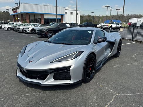 Used 2026 Chevrolet Corvette Z06 image 2