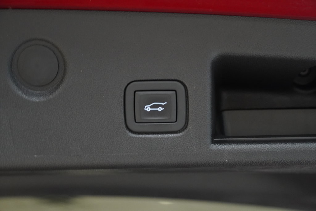 Used 2023 Chevrolet Equinox LT AWD/4WD image 10