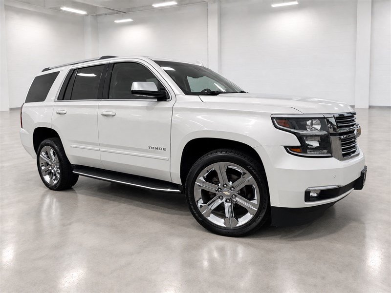 Used 2020 Chevrolet Tahoe Premier AWD/4WD image 32