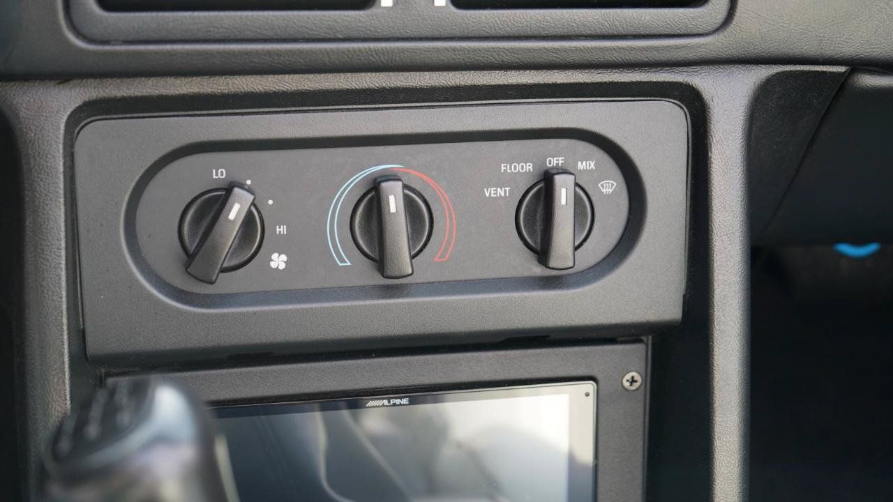 Used 1992 Ford Mustang LX RWD image 65