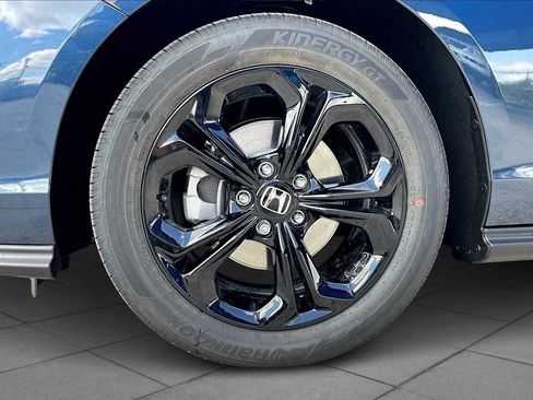 New 2025 Honda Accord SE image 12