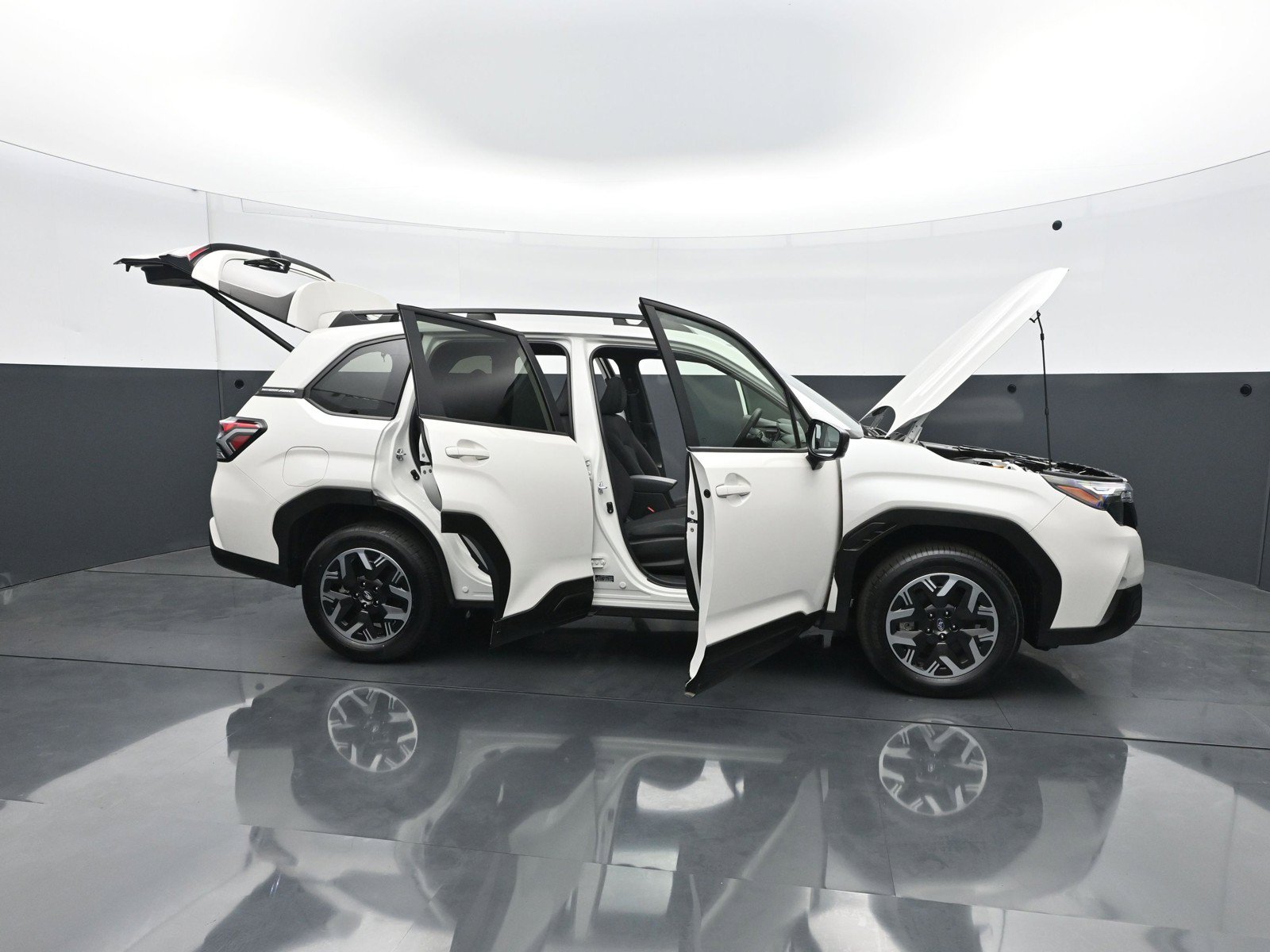 Used 2025 Subaru Forester Premium AWD/4WD image 35