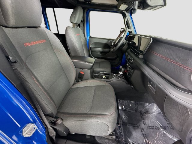 Used 2024 Jeep Wrangler Unlimited Rubicon w/ Technology Group AWD/4WD image 27