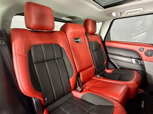 Used 2021 Land Rover Range Rover Sport HST image 15