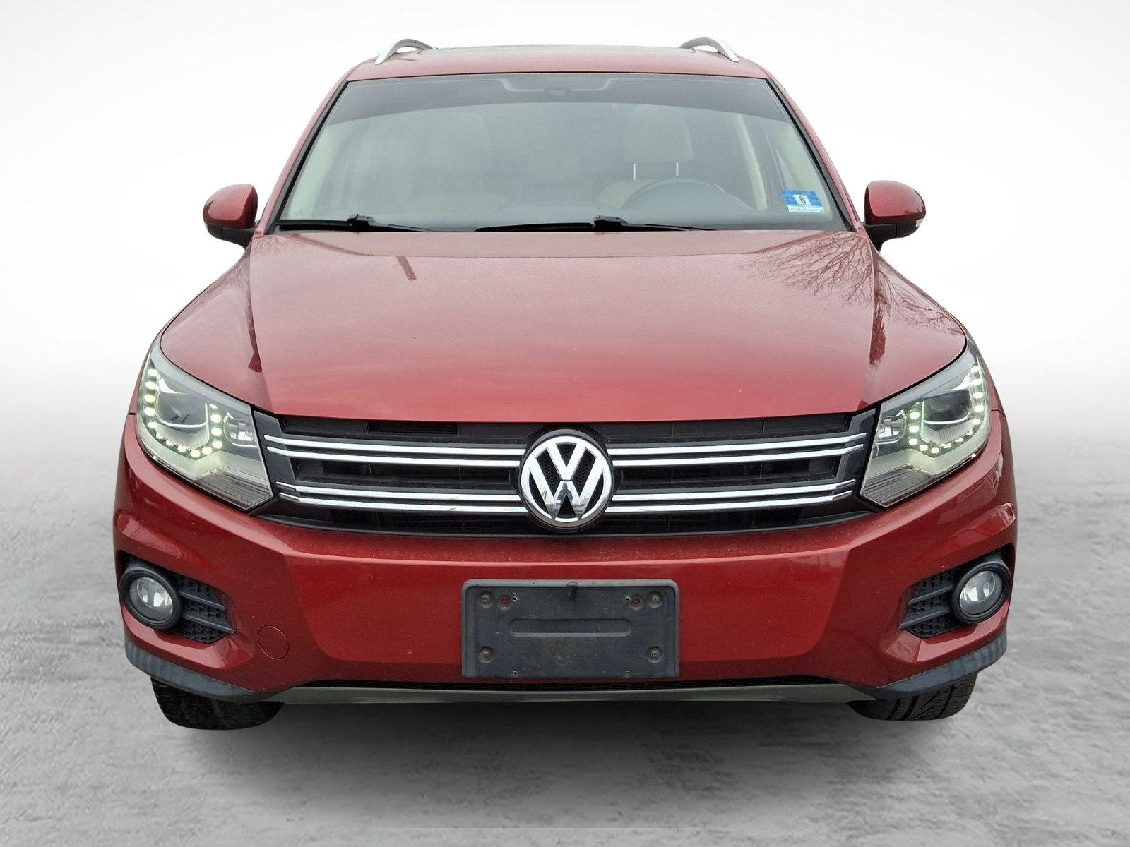 Used 2016 Volkswagen Tiguan SE AWD/4WD image 2