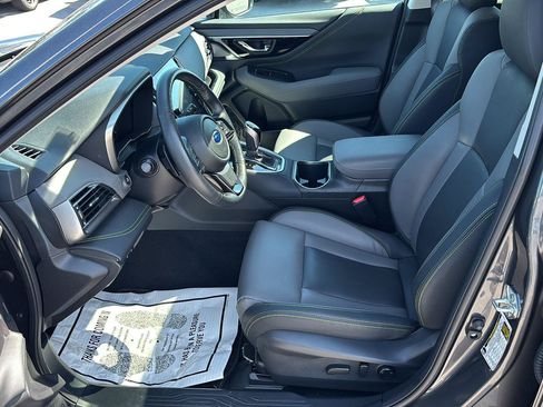 Used 2025 Subaru Outback Onyx Edition AWD/4WD image 12
