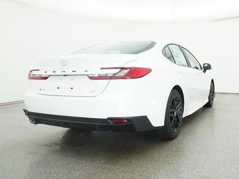 New 2026 Toyota Camry SE image 24