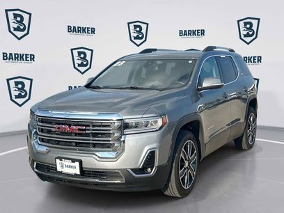 Used 2023 GMC Acadia SLT w/ Preferred Package