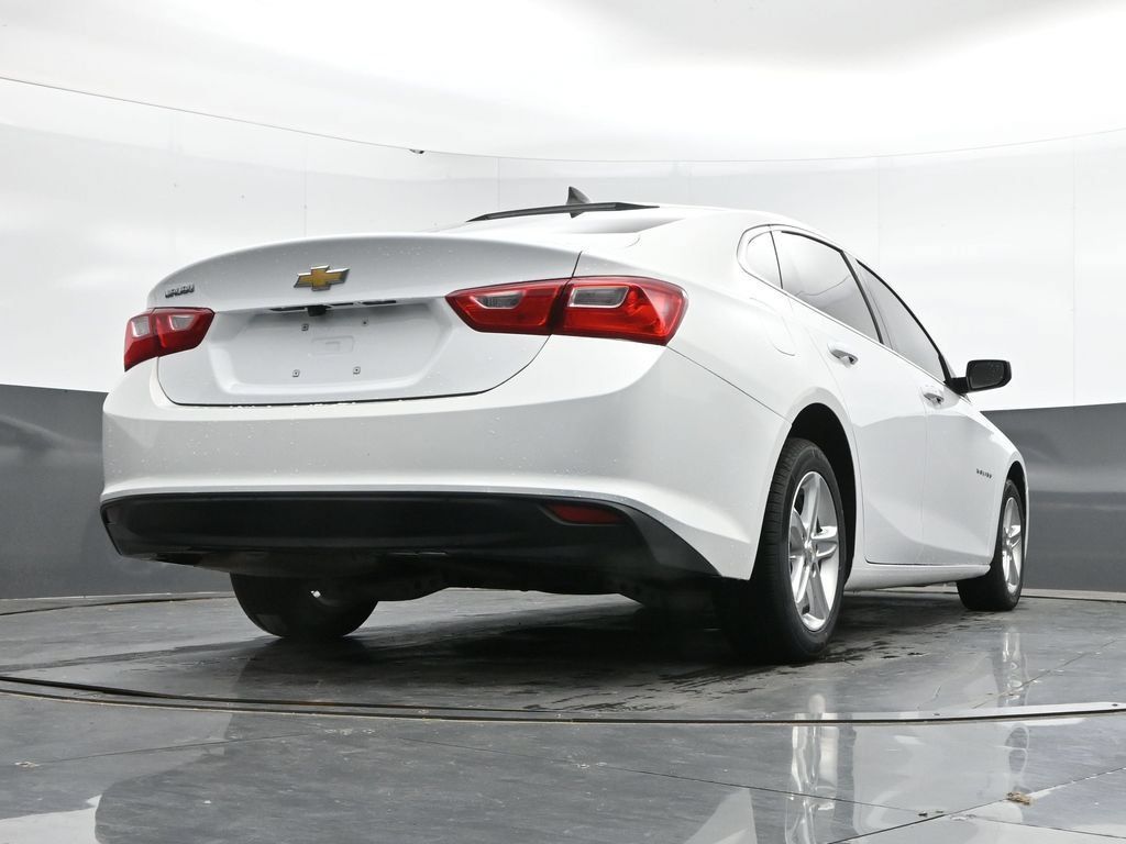 Used 2023 Chevrolet Malibu LS FWD image 37