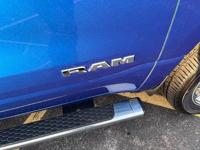 Used 2019 RAM 1500 Big Horn AWD/4WD image 5