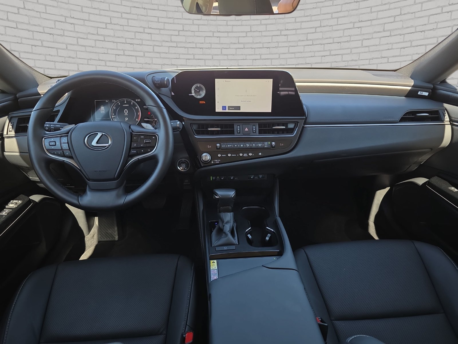 Used 2025 Lexus ES 350 w/ Premium Package FWD image 10