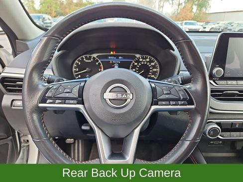 Used 2024 Nissan Altima 2.5 SR image 10
