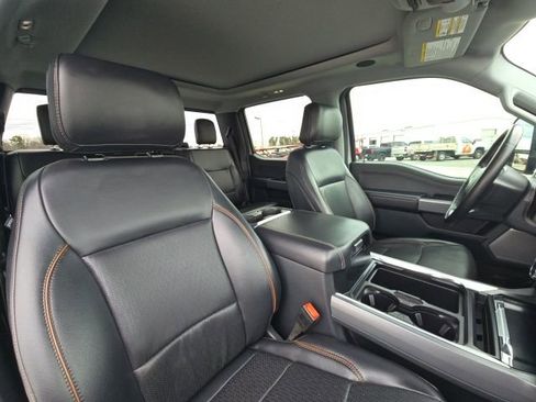 Used 2025 Ford F450 Lariat w/ Lariat Ultimate Package image 19