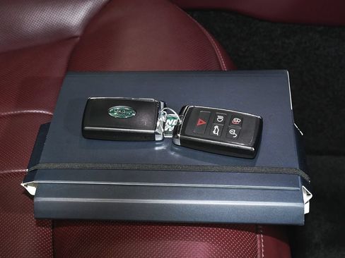 Used 2023 Land Rover Range Rover Autobiography AWD/4WD image 66