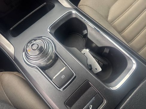 Used 2019 Ford Fusion S FWD image 31