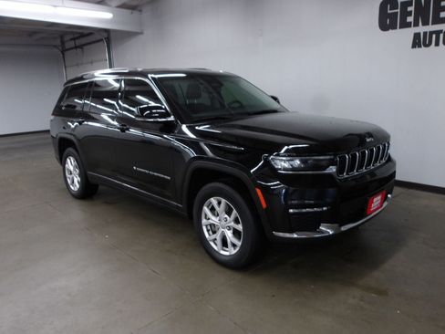 Used 2021 Jeep Grand Cherokee L Limited AWD/4WD image 4