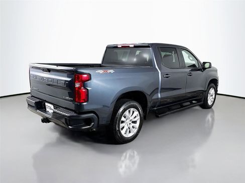 Used 2022 Chevrolet Silverado 1500 Custom image 9
