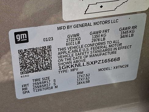 Used 2023 GMC Acadia AT4 w/ Technology Package AWD/4WD image 27