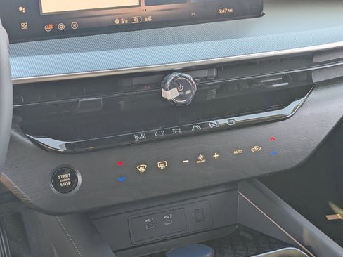 New 2026 Nissan Murano Platinum image 17