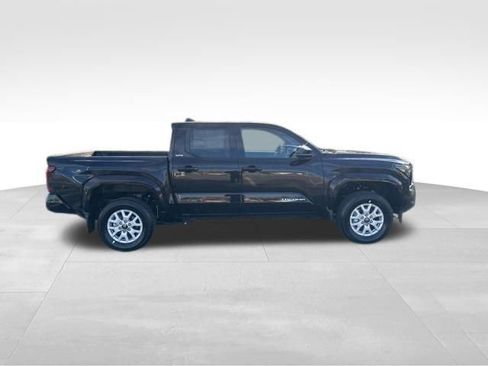 New 2026 Toyota Tacoma SR5 image 7