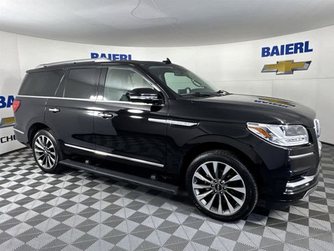 Used 2019 Lincoln Navigator Select image 6